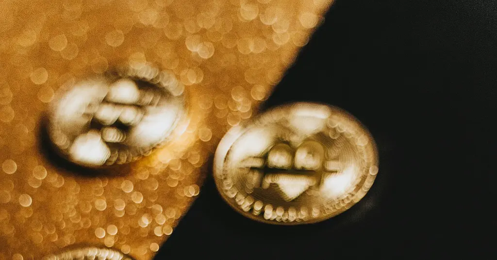 BIS ¦ From Cash to Crypto: Towards a Consistent Regulatory Approach to Illicit Payments