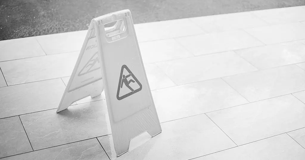 Supervisory Enforcement and Institutional Liability of EU Credit Institutions in the Field of AML and Sanctions Compliance