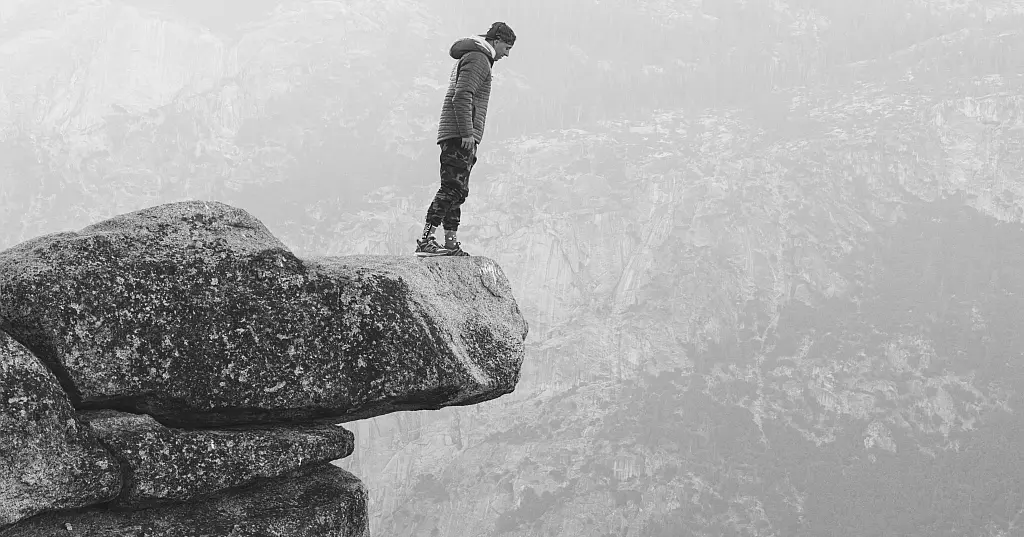 CSSF ¦ De-risking Practices and ML/FT Risk Management