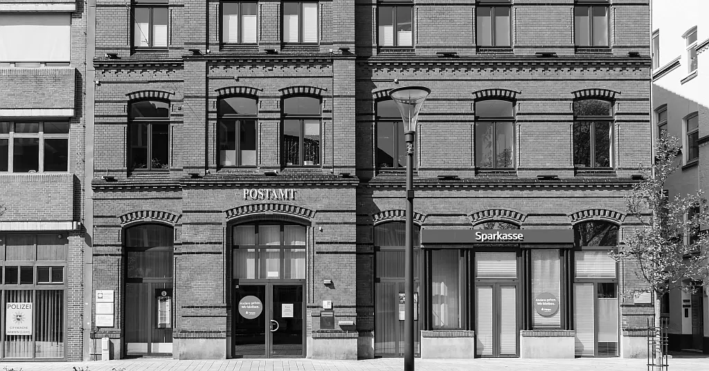 Ruling [DEU] ¦ When a Public Bank Must Say Yes: German Court Orders Sparkasse to Open an Account